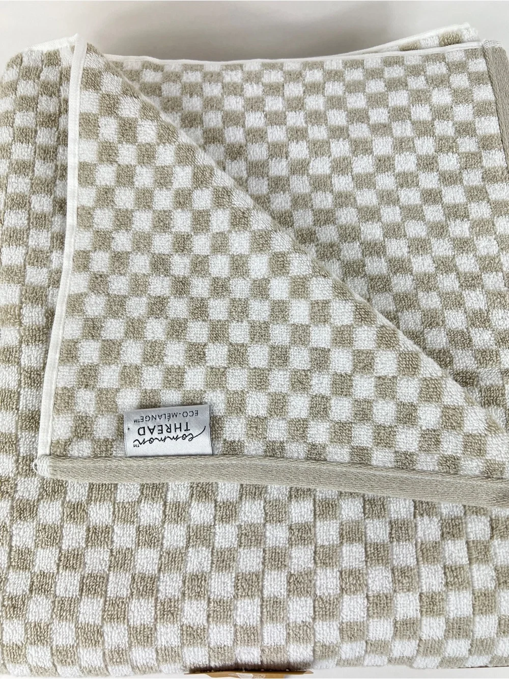 Common Thread 2 Pc Bamboo Bath Towels Tan and White Check Print Soft Cotton NEW